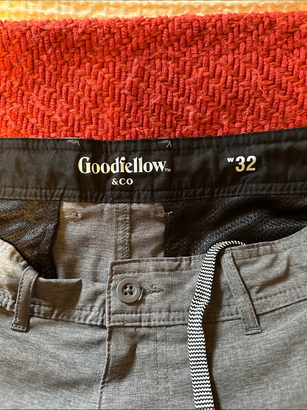 Goodfellow & Co Men's Gray Hybrid Drawstring Shorts - Picture 2 of 3